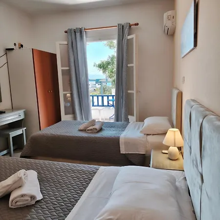 Deilino - Side View Kro Amorgos
