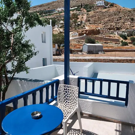 Kro Deilino - Side View